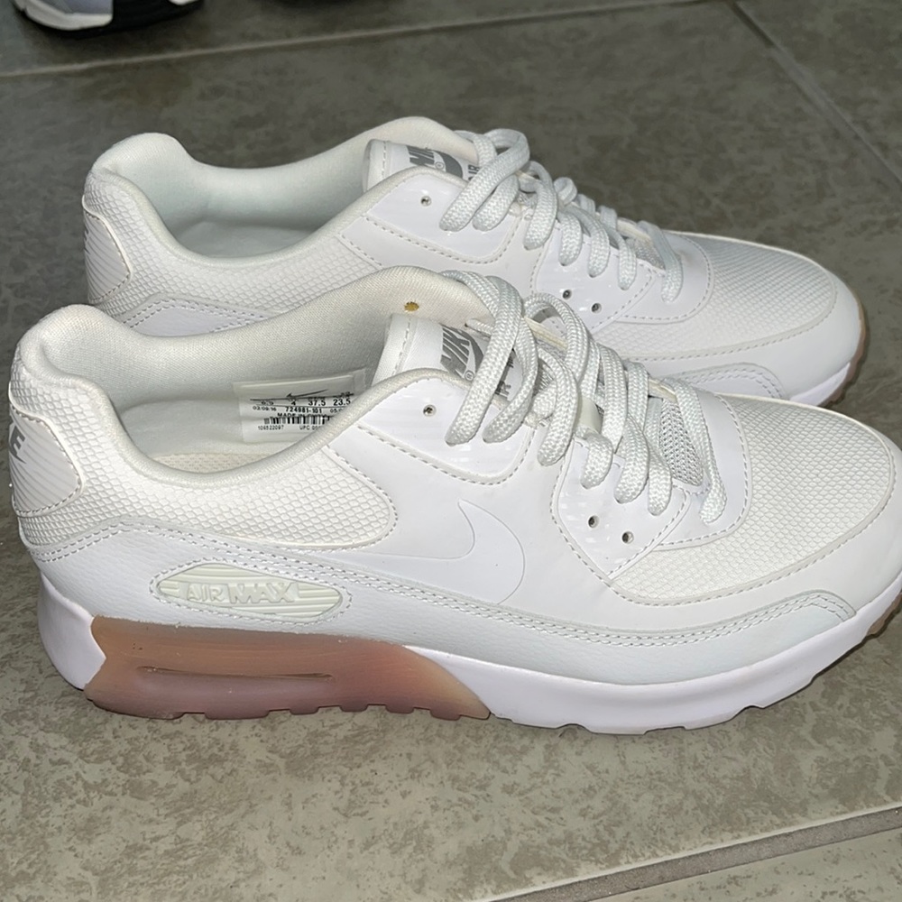 Air Max 90 - Picture 2 of 7